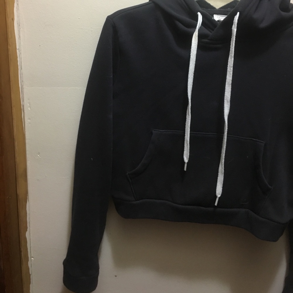 Fuzzy forever 21 cropped hoodie